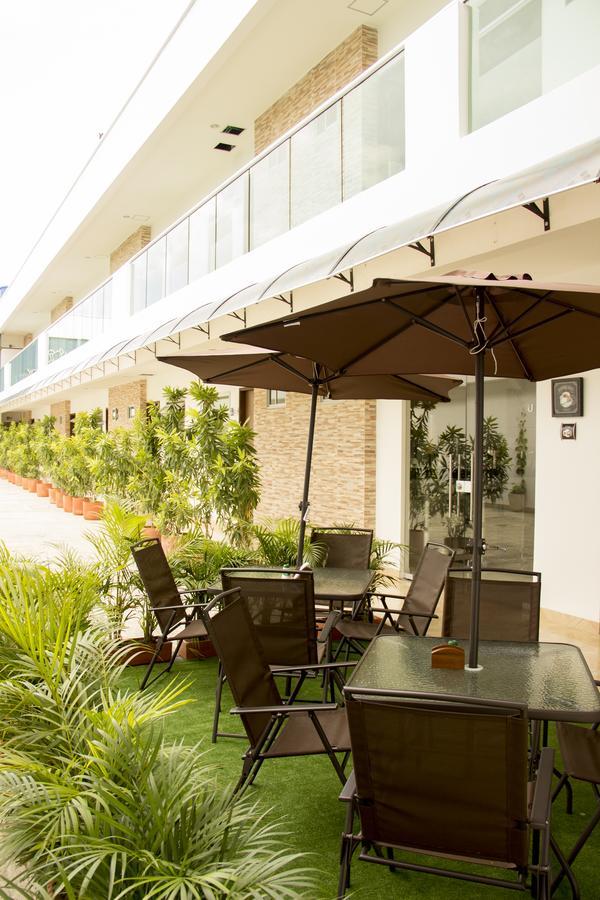 River City Hotel Monteria Exterior photo